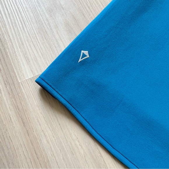 Ivivva lululemon Field Ahead Tunic Top Blue Loose Fit Pullover Nylon Size 10 - Picture 4 of 9